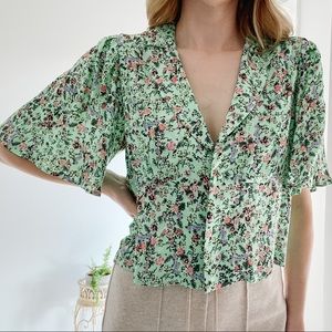 Minty green floral blouse - size S